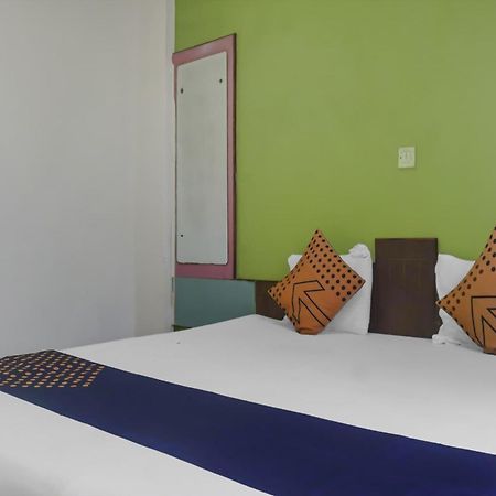 Hotel O Peacock Lodging Kharakvasla Exterior photo